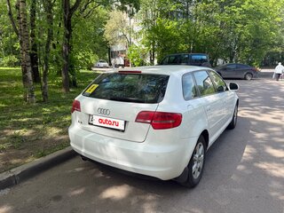 2009 Audi A3 II (8P) Рестайлинг 2, белый, 700000 рублей, вид 3