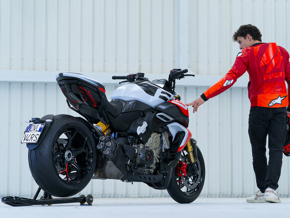 2026 Ducati Diavel V4, красный, 4250000 рублей - вид 7