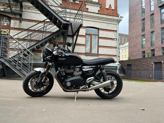 2023 Triumph Speed Twin, чёрный, 1110000 рублей, вид 2