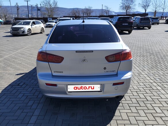 2007 Mitsubishi Lancer X, серебристый, 550000 рублей - вид 5