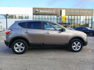 2011 Nissan Qashqai I Рестайлинг, коричневый, 800000 рублей, вид 4