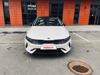 2021 Kia K5 III, белый, 2520000 рублей, вид 2