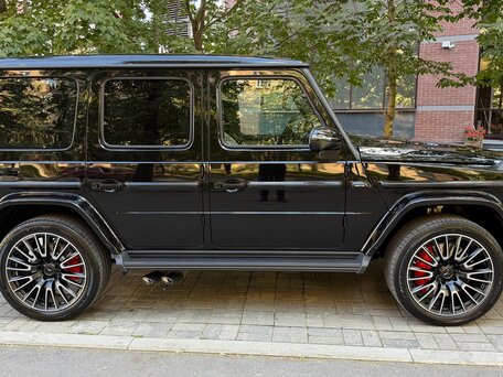 2026 Mercedes-Benz G-Класс AMG 63 AMG II (W465) Рестайлинг, чёрный, 33700000 рублей, вид 4
