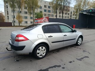 2007 Renault Megane II Рестайлинг, серый, 365000 рублей, вид 3