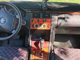 1998 Mercedes-Benz E-Класс 240 II (W210, S210), серебристый, 530000 рублей, вид 5