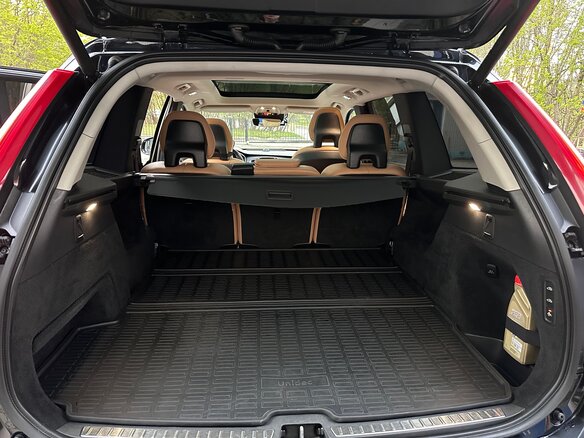 2016 Volvo XC90 II, чёрный, 4700000 рублей - вид 20