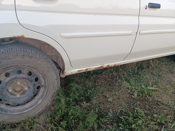 1999 Mazda Demio I (DW), белый, 190000 рублей - вид 11