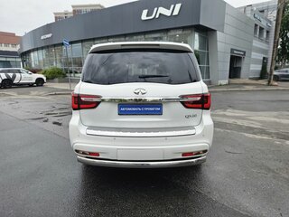 2018 Infiniti QX80 I Рестайлинг 2, белый, 4800000 рублей, вид 5