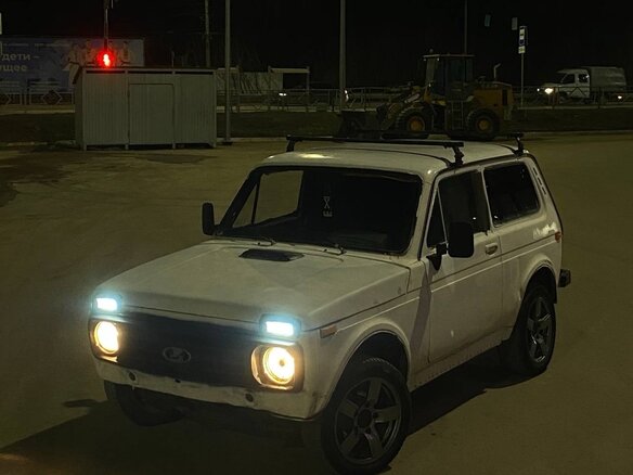 1989 Lada (ВАЗ) 2121 (4x4) I, белый