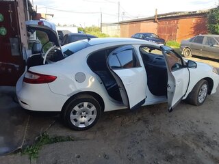 2013 Renault Fluence I Рестайлинг, белый, 690000 рублей, вид 4