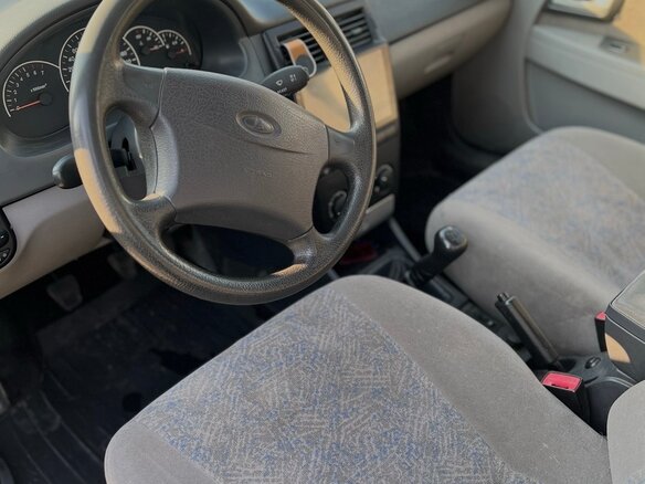 2010 Lada (ВАЗ) Priora I, серый, 290000 рублей - вид 6
