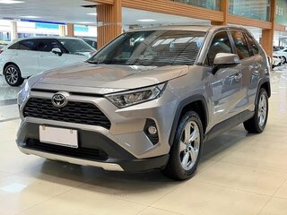 2022 Toyota RAV4 V (XA50), серый, 3577000 рублей, вид 3