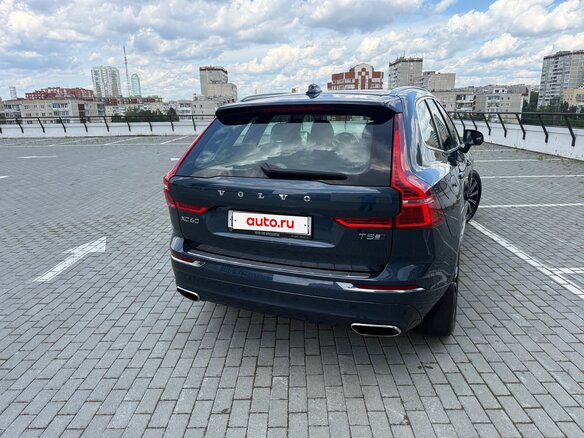 2019 Volvo XC60 II, синий - вид 3