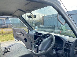 2000 Mazda Bongo IV, белый, 400000 рублей, вид 5