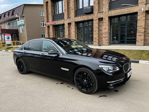 2014 BMW 7 серии Long 750Li xDrive V (F01/F02/F04) Рестайлинг, чёрный, 1650000 рублей - вид 1