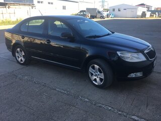 2011 Skoda Octavia II (A5) Рестайлинг, чёрный, 900000 рублей, вид 4
