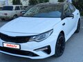 2019 Kia Optima IV Рестайлинг, белый, 1350000 рублей - вид 5