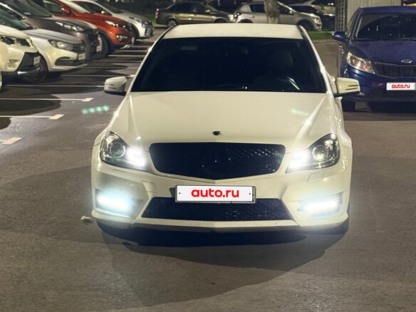 2012 Mercedes-Benz C-Класс 180 III (W204) Рестайлинг, белый, 1250000 рублей - вид 2