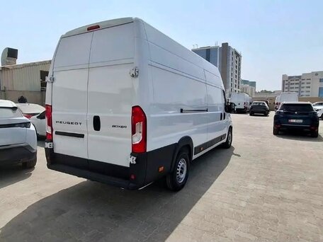 2025 Peugeot Boxer, белый, 6300000 рублей, вид 3