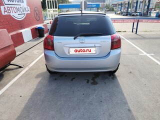 2004 Toyota Corolla IX (E120, E130), серебристый, 650000 рублей, вид 4