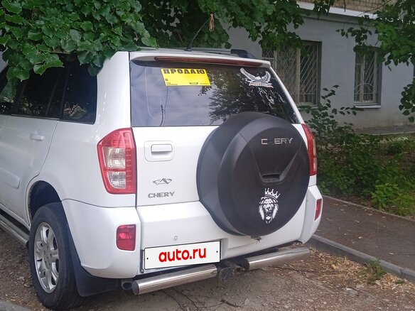 2013 Chery Tiggo (T11) I Рестайлинг (FL), белый, 550000 рублей - вид 4