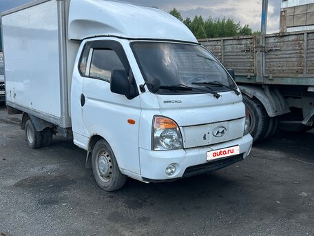 2011 Hyundai Porter II, белый, 950000 рублей, вид 2