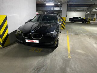 2010 BMW 5 серии 523i VI (F10/F11/F07), чёрный, 1400000 рублей, вид 1