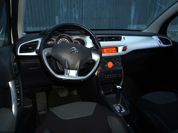 2012 Citroen C3 II, серый, 598000 рублей - вид 3