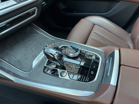 2021 BMW X7 30d I (G07), чёрный, 7800000 рублей - вид 15