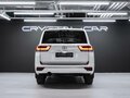 2026 Toyota Land Cruiser 300 Series, белый, 14850000 рублей - вид 7