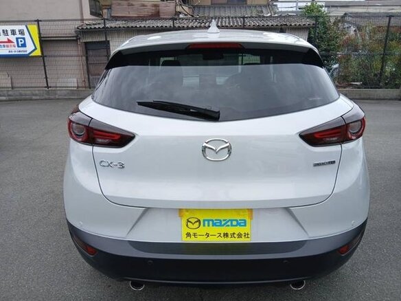 2023 Mazda CX-3 I Рестайлинг, белый - вид 13