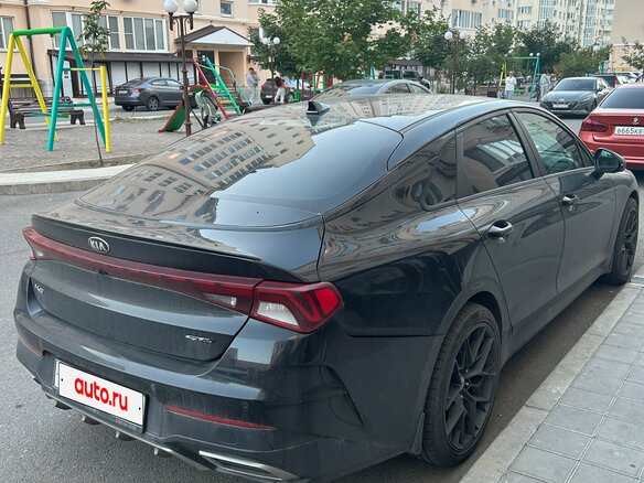 2021 Kia K5 III, чёрный, 2750000 рублей - вид 3