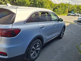 2019 Kia Sorento III Prime Рестайлинг, серебристый, 2500000 рублей, вид 2
