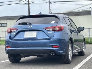 2019 Mazda Axela III Рестайлинг, синий, 994000 рублей, вид 3