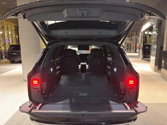 2025 Zeekr 9X 70 kWh, чёрный - вид 16