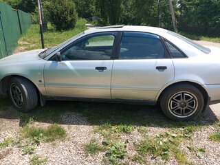 1999 Audi A4 I (B5), серый, 210000 рублей, вид 3