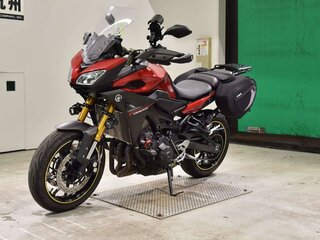 2016 Yamaha MT-09 Tracer (FJ-09), красный, 777000 рублей, вид 4