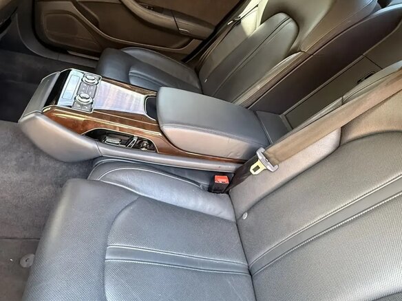 2015 Audi A8 III (D4) Рестайлинг, чёрный - вид 1
