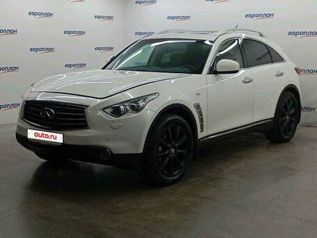 Infiniti QX70