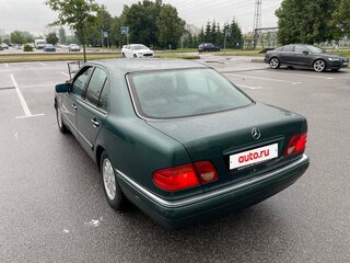 2000 Mercedes-Benz E-Класс 200 II (W210, S210) Рестайлинг, зелёный, 390000 рублей, вид 4