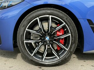 2025 BMW 4 серии Gran Coupe 420i G22, G23, G26 Рестайлинг, синий, 7200000 рублей, вид 3