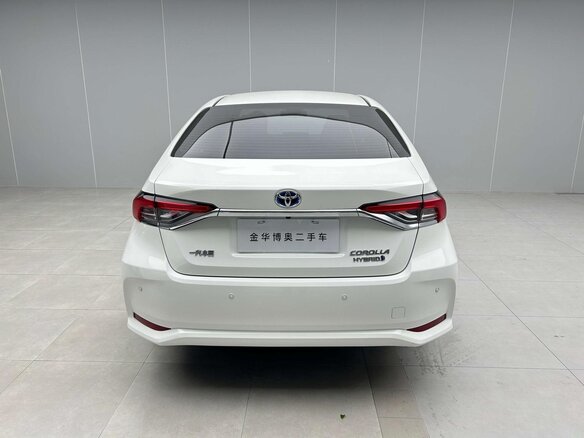 2023 Toyota Corolla XII (E210), белый, 1780000 рублей - вид 4