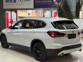 2021 BMW X1 Long 20Li sDrive II (F48) Рестайлинг, белый, 2180000 рублей, вид 4