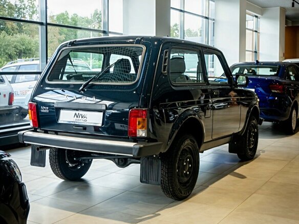 2024 Lada (ВАЗ) Niva Legend Bronto I, зелёный - вид 1