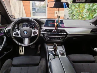 2019 BMW 5 серии 520d VII (G30/G31/G38), белый, 3520000 рублей, вид 5