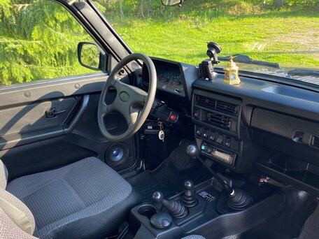 2016 Lada (ВАЗ) 2121 (4x4) I Рестайлинг, фиолетовый, 600000 рублей, вид 5