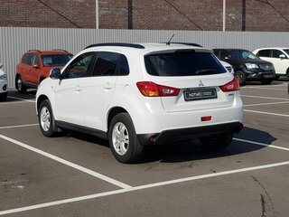 2012 Mitsubishi ASX I Рестайлинг, белый, 1099000 рублей, вид 4