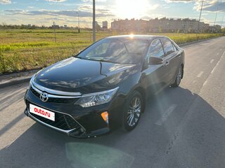 2015 Toyota Camry VII (XV50) Рестайлинг, белый, 2000000 рублей, вид 2