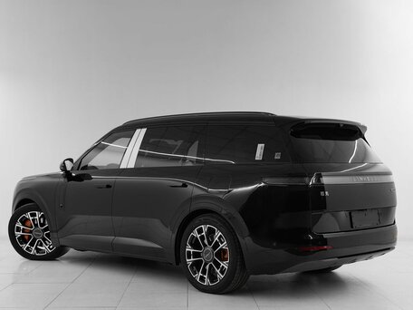 2025 Lynk & Co 900, чёрный, 7759000 рублей, вид 4