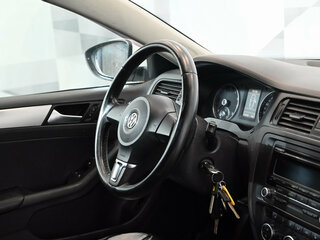 2013 Volkswagen Jetta VI, белый, 680000 рублей, вид 5